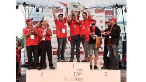 El equipo español Campeón del Mundo, en lo más alto, comparte pódium con chilenos y alemanes