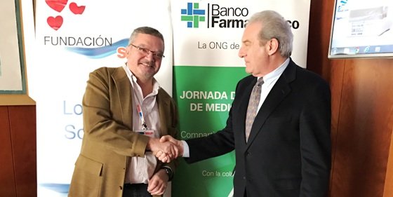 Ramón Mayo, presidente de Fundación SEUR, y Valentín de Grado, vicepresidente de Banco Farmacéutico.