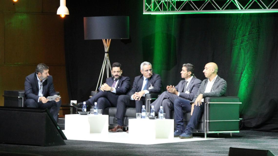 De izquierda a derecha: Jorge Motjé, Roberto Gamero, Alberto Madariaga, Gonzalo Madruga y Sergio Castresana.