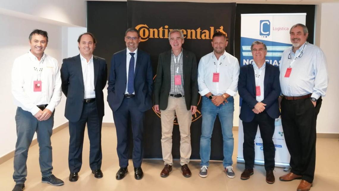 Desde le derecha: Alfonso Valderrama (Crown), Jorge García (Logisnext), Ángel Iglesias (Genera/GAM), Manuel Prats (Alfaland), Joan Catalán (Toyota MH), Robert Masip (STILL) y David Alonso (Continental).