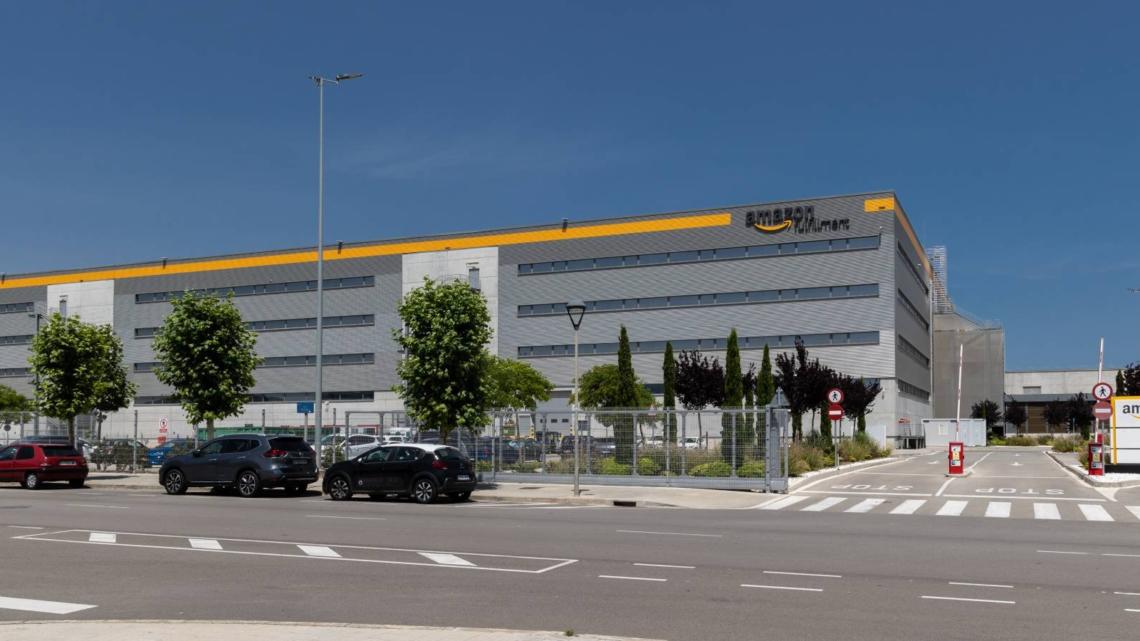 Centro logístico de Amazon en El Prat de Llobregat.