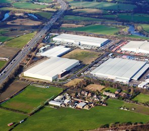 Vista aérea del Wakefield Europort en Yorkshire
