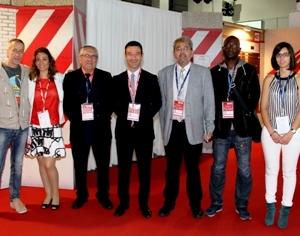 Representantes de Palibex y RLH, en SIL 2014. En el centro Jaime Colsa, director general de Palibex.
