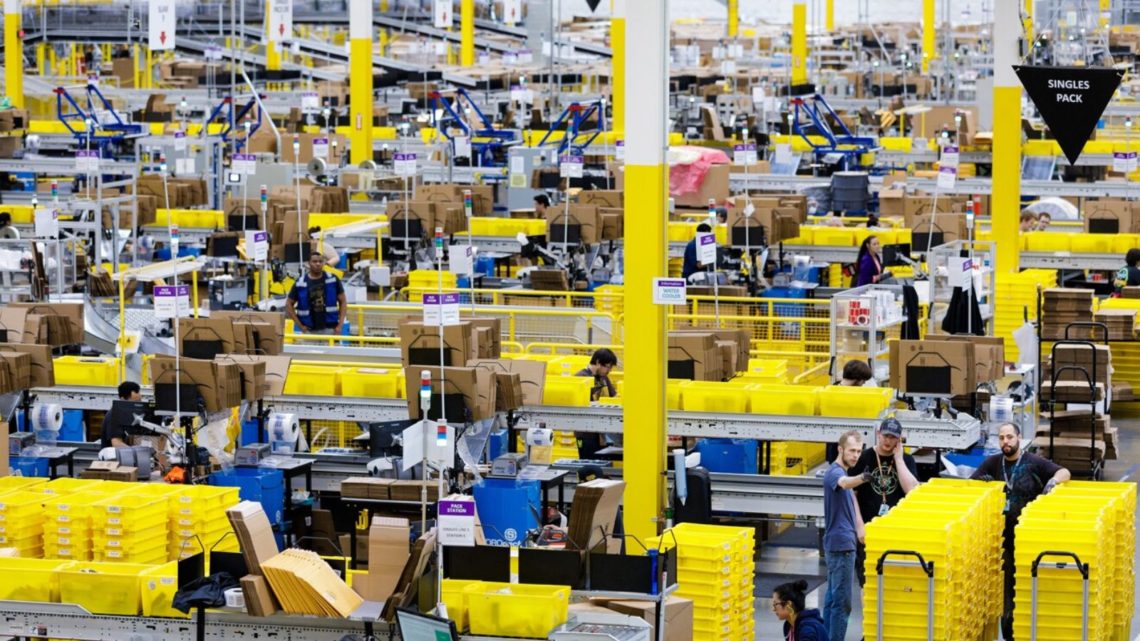 La compañía estadounidense inaugurará un nuevo centro logístico totalmente automatizado en Reino Unido que creará 2.000 nuevos empleos.