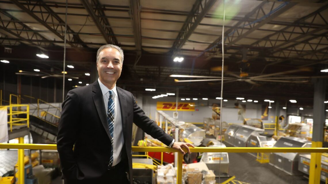 Mike Parra, nuevo CEO de DHL Express para Europa.