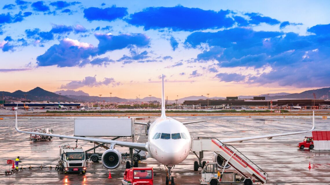 El ecommerce hace que las aerolíneas de pasajeros se planteen crear divisiones propias de carga y competir con DHL, Fedex o UPS